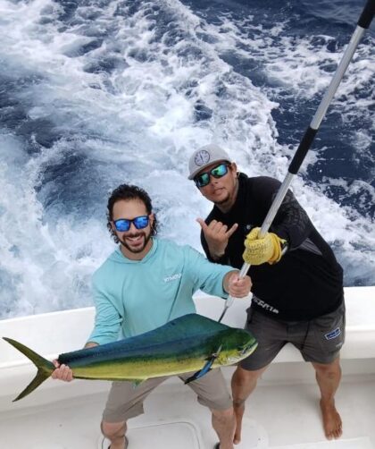 Offshore Fishing Adventure in Jaco with La Patrona